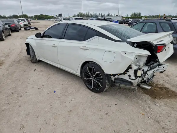 1N4BL4CV2PN323550 2023 NISSAN ALTIMA - Image 2