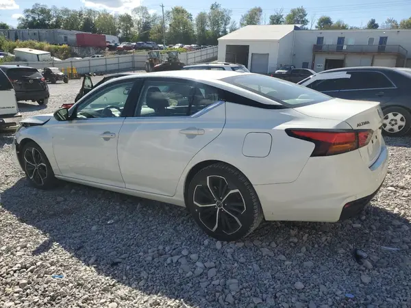 1N4BL4CV2PN338968 2023 NISSAN ALTIMA - Image 2