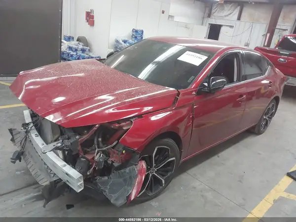 1N4BL4CV2PN343040 2023 NISSAN ALTIMA - Image 2