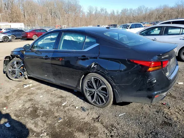 1N4BL4CV2PN357374 2023 NISSAN ALTIMA - Image 2
