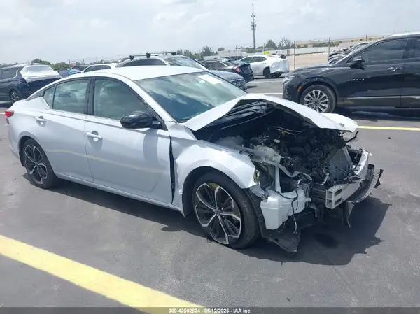 1N4BL4CV2PN375857 2023 NISSAN ALTIMA - Image 1