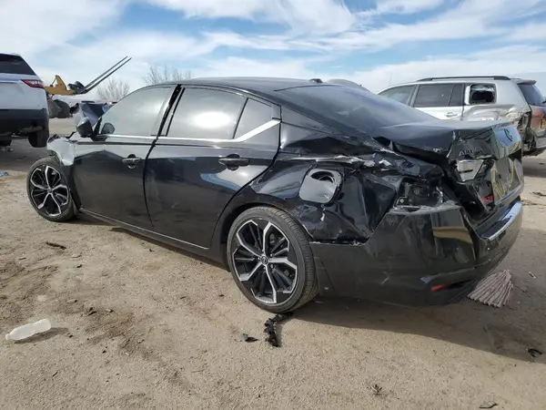 1N4BL4CV2PN411143 2023 NISSAN ALTIMA - Image 2