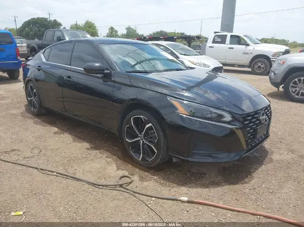 1N4BL4CV2PN424880 2023 NISSAN ALTIMA - Image 1