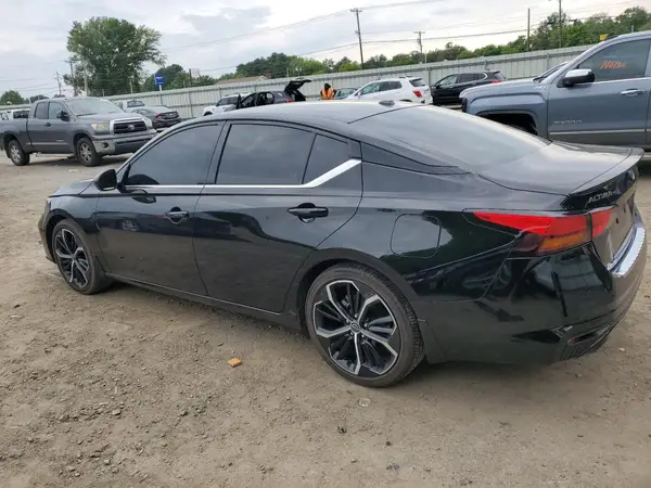 1N4BL4CV2PN424913 2023 NISSAN ALTIMA - Image 2