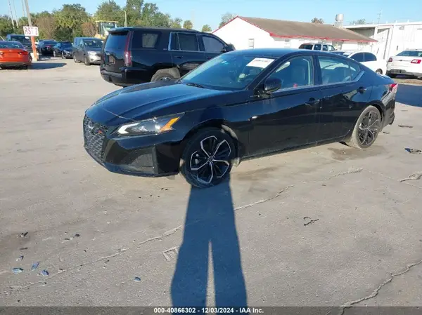 1N4BL4CV2RN308422 2024 NISSAN ALTIMA - Image 2