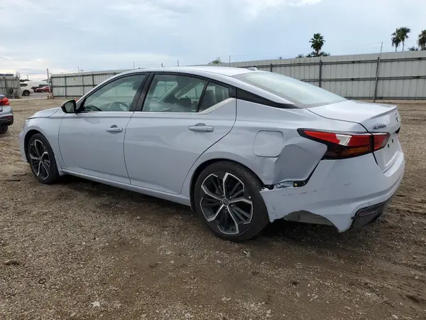 1N4BL4CV2RN313538 2024 NISSAN ALTIMA - Image 2