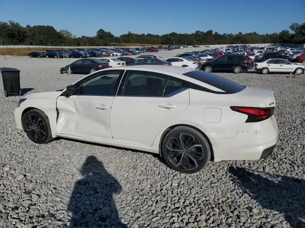1N4BL4CV2RN332347 2024 NISSAN ALTIMA - Image 2