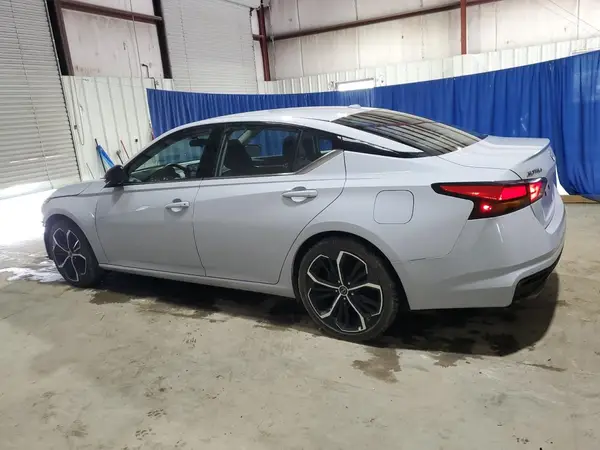 1N4BL4CV2RN332610 2024 NISSAN ALTIMA - Image 2