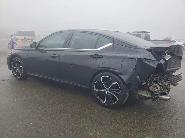1N4BL4CV2RN347351 2024 NISSAN ALTIMA - Image 2