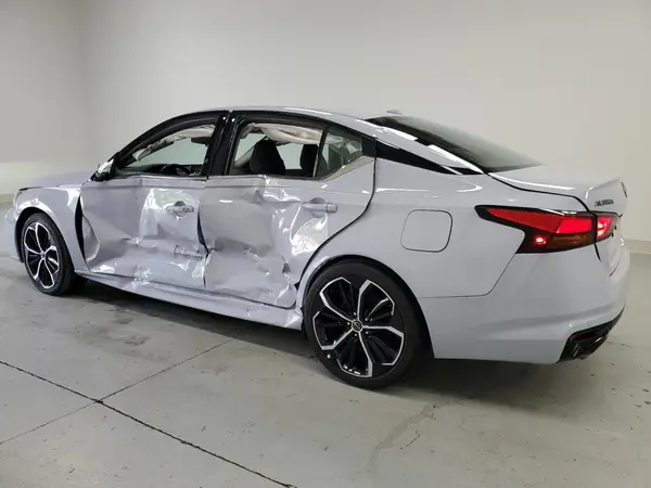 1N4BL4CV2RN380480 2024 NISSAN ALTIMA - Image 2