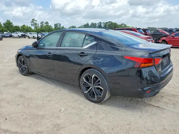 1N4BL4CV2RN382360 2024 NISSAN ALTIMA - Image 2