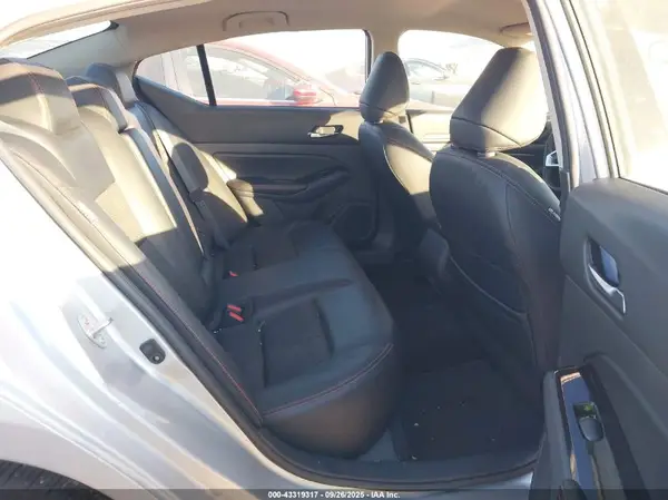 1N4BL4CV2RN392628 2024 NISSAN ALTIMA - Image 8