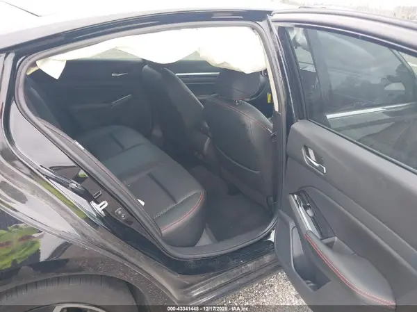 1N4BL4CV2RN401067 2024 NISSAN ALTIMA - Image 8