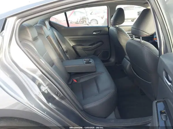1N4BL4CV2RN404311 2024 NISSAN ALTIMA - Image 8