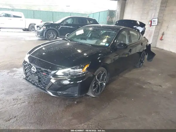 1N4BL4CV2RN405135 2024 NISSAN ALTIMA - Image 2