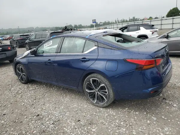 1N4BL4CV2RN410495 2024 NISSAN ALTIMA - Image 2