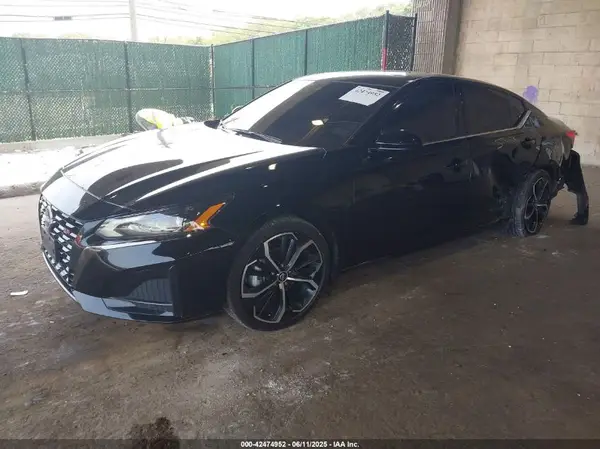 1N4BL4CV2RN410920 2024 NISSAN ALTIMA - Image 2