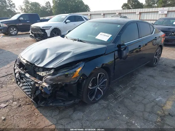 1N4BL4CV2RN435882 2024 NISSAN ALTIMA - Image 2