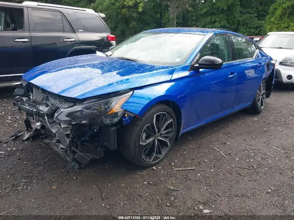 1N4BL4CV2SN303369 2025 NISSAN ALTIMA - Image 2
