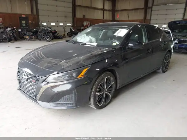 1N4BL4CV2SN312931 2025 NISSAN ALTIMA - Image 2