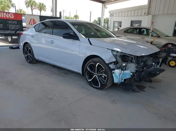 1N4BL4CV2SN331575 2025 NISSAN ALTIMA - Image 1