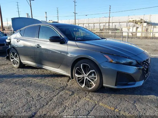 1N4BL4CV2SN345380 2025 NISSAN ALTIMA - Image 1