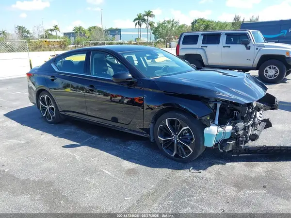 1N4BL4CV2SN358386 2025 NISSAN ALTIMA - Image 1
