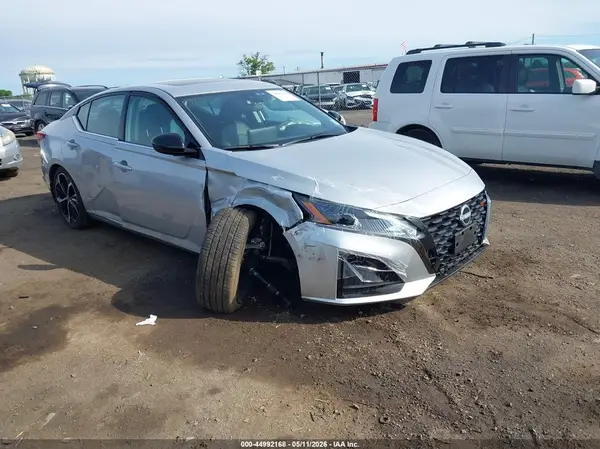 1N4BL4CV2SN405609 2025 NISSAN ALTIMA - Image 1