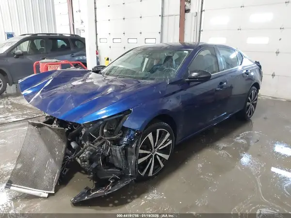 1N4BL4CV3KC110417 2019 NISSAN ALTIMA - Image 2