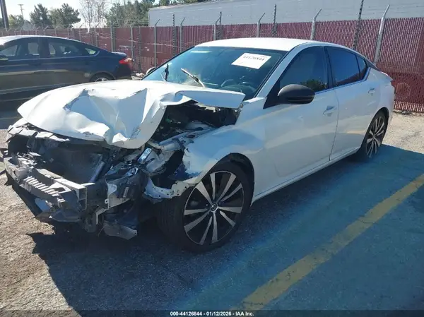 1N4BL4CV3KC118260 2019 NISSAN ALTIMA - Image 2