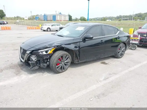 1N4BL4CV3KC123779 2019 NISSAN ALTIMA - Image 2