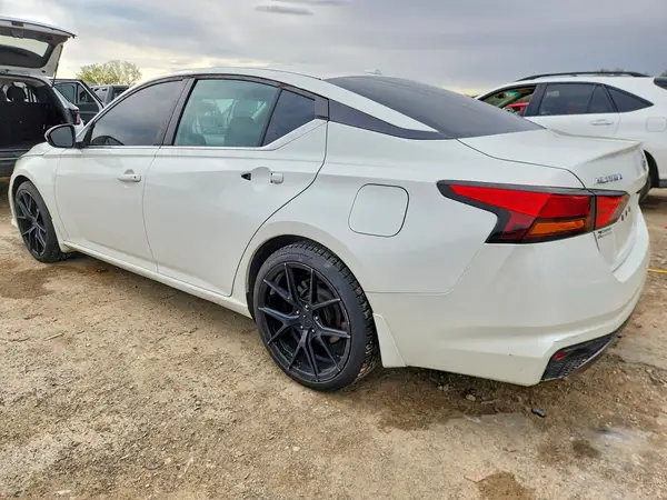 1N4BL4CV3KC128402 2019 NISSAN ALTIMA - Image 2