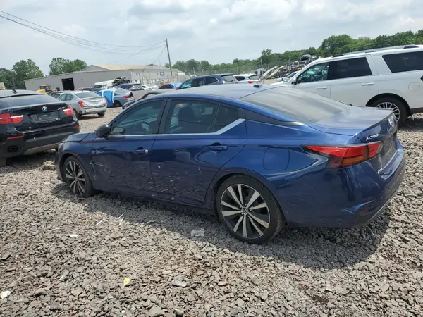 1N4BL4CV3KC136967 2019 NISSAN ALTIMA - Image 2