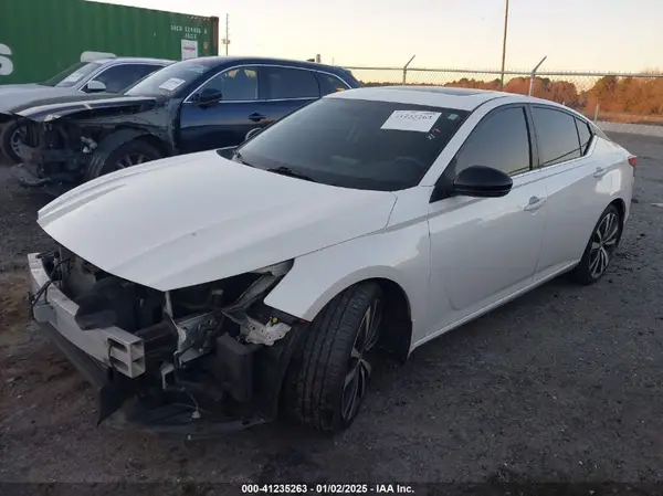 1N4BL4CV3KC168981 2019 NISSAN ALTIMA - Image 2
