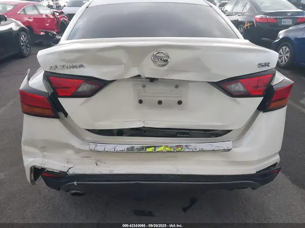2019 NISSAN ALTIMA IAAI lot 43343066 auction photo 6