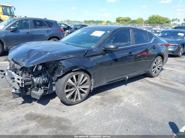 1N4BL4CV3KC238415 2019 NISSAN ALTIMA - Image 2