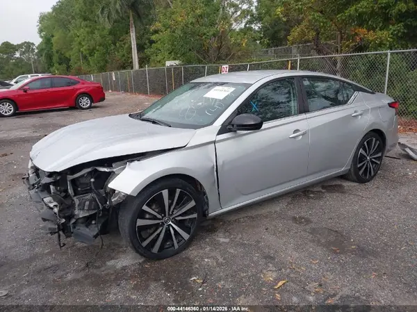 1N4BL4CV3KC258079 2019 NISSAN ALTIMA - Image 2