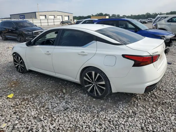 1N4BL4CV3KN318639 2019 NISSAN ALTIMA - Image 2