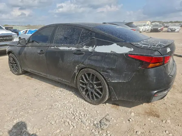 1N4BL4CV3KN321606 2019 NISSAN ALTIMA - Image 2