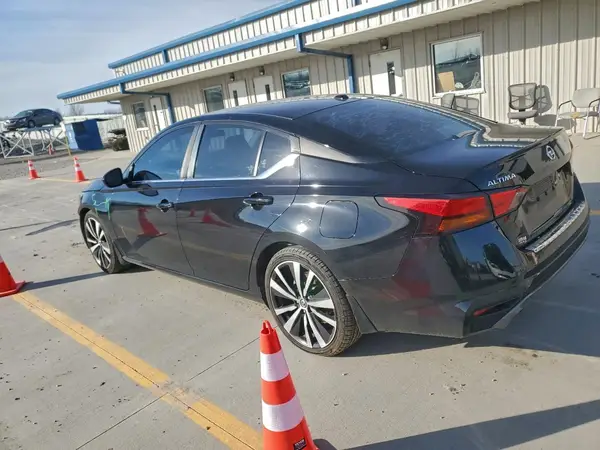 1N4BL4CV3KN324196 2019 NISSAN ALTIMA - Image 2