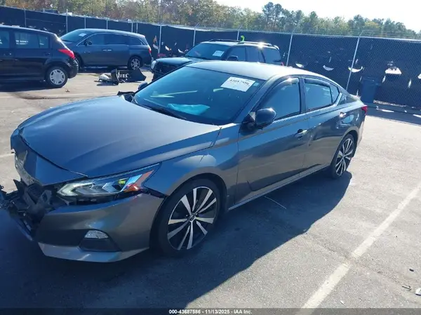1N4BL4CV3KN328149 2019 NISSAN ALTIMA - Image 2