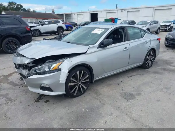 1N4BL4CV3KN329043 2019 NISSAN ALTIMA - Image 2