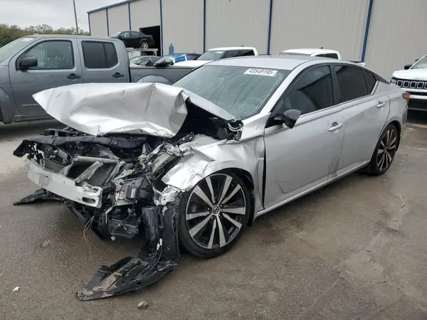 1N4BL4CV3LC118549 2020 NISSAN ALTIMA - Image 1
