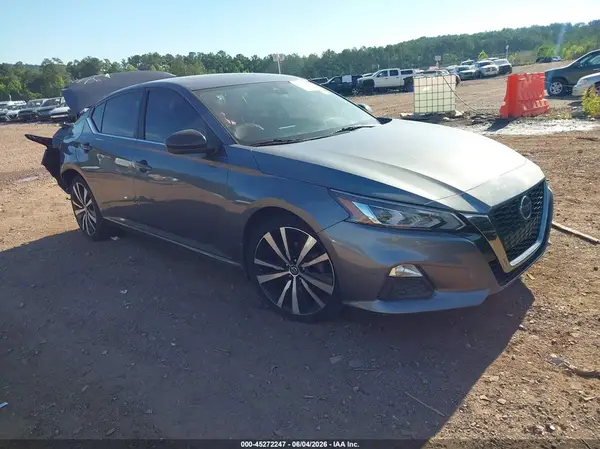 1N4BL4CV3LC125677 2020 NISSAN ALTIMA - Image 1