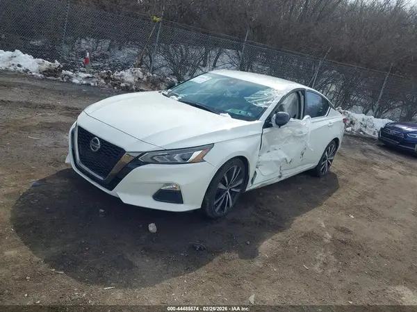 1N4BL4CV3LC136307 2020 NISSAN ALTIMA - Image 2