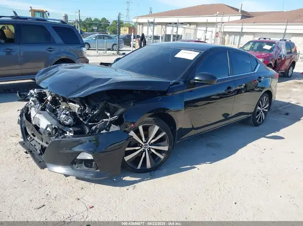 1N4BL4CV3LC136372 2020 NISSAN ALTIMA - Image 2