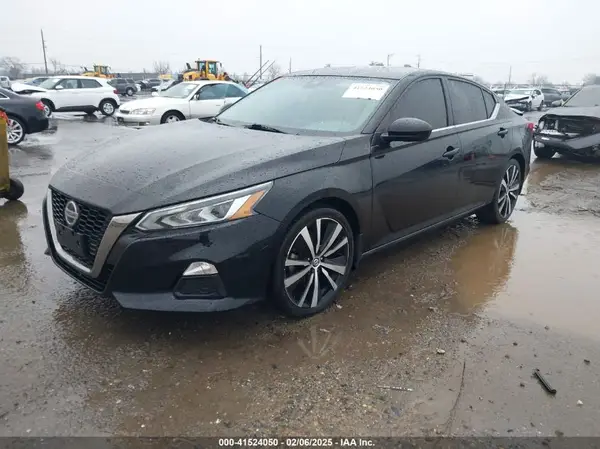 1N4BL4CV3LC138316 2020 NISSAN ALTIMA - Image 2