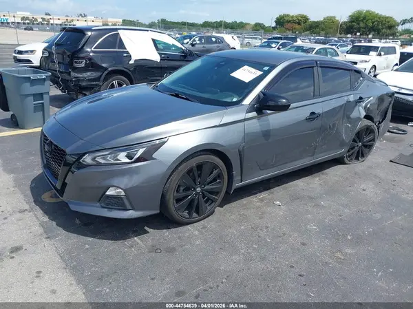 1N4BL4CV3LC177875 2020 NISSAN ALTIMA - Image 2