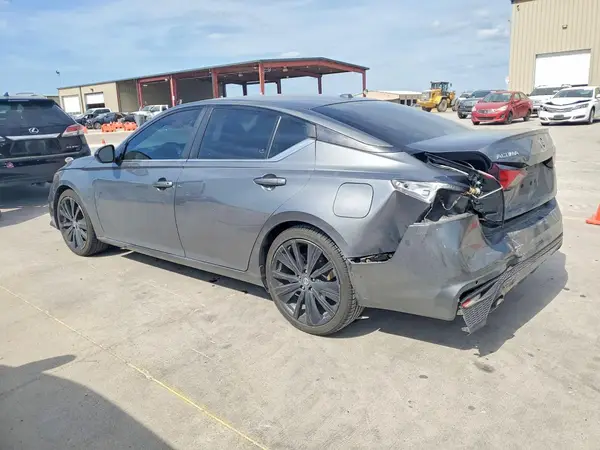 1N4BL4CV3LC184373 2020 NISSAN ALTIMA - Image 2