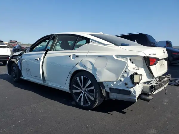 1N4BL4CV3LC204895 2020 NISSAN ALTIMA - Image 2